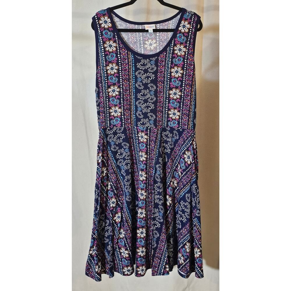 LuLaRoe Nicole Dress 2XL Sleeveless Floral Boho Fit Flare Stretch Knit